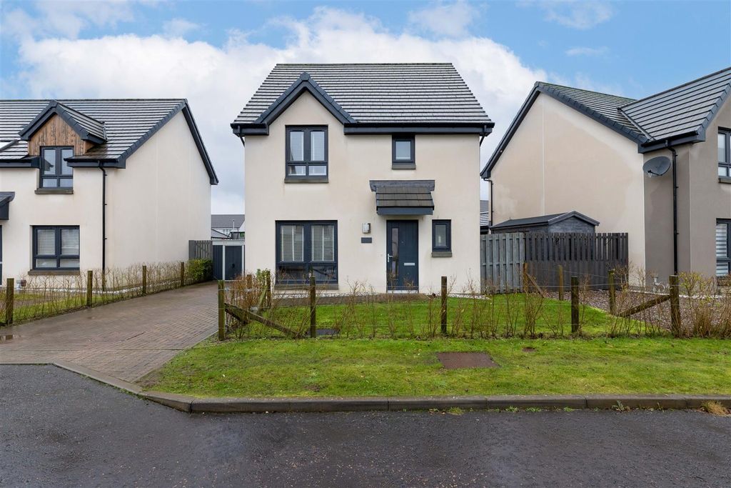 Property photo 1 of 27 S001.Jpg