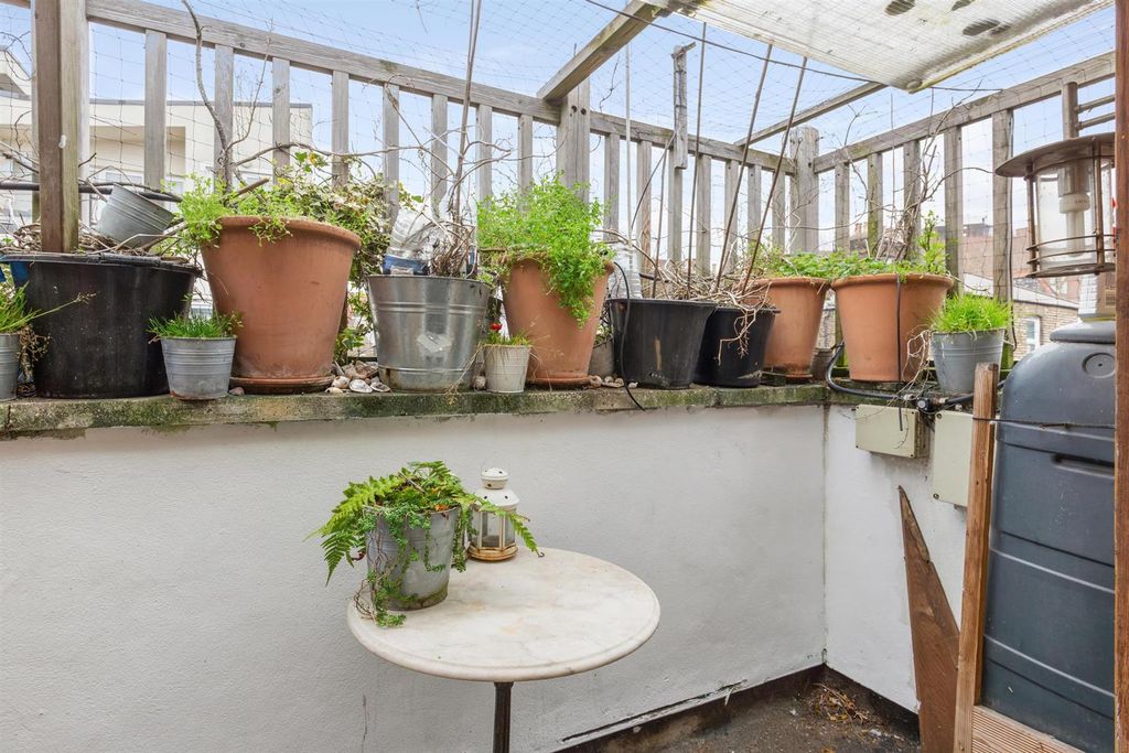 Property photo 3 of 15 386B3326-Enhanced-Nr.Jpg