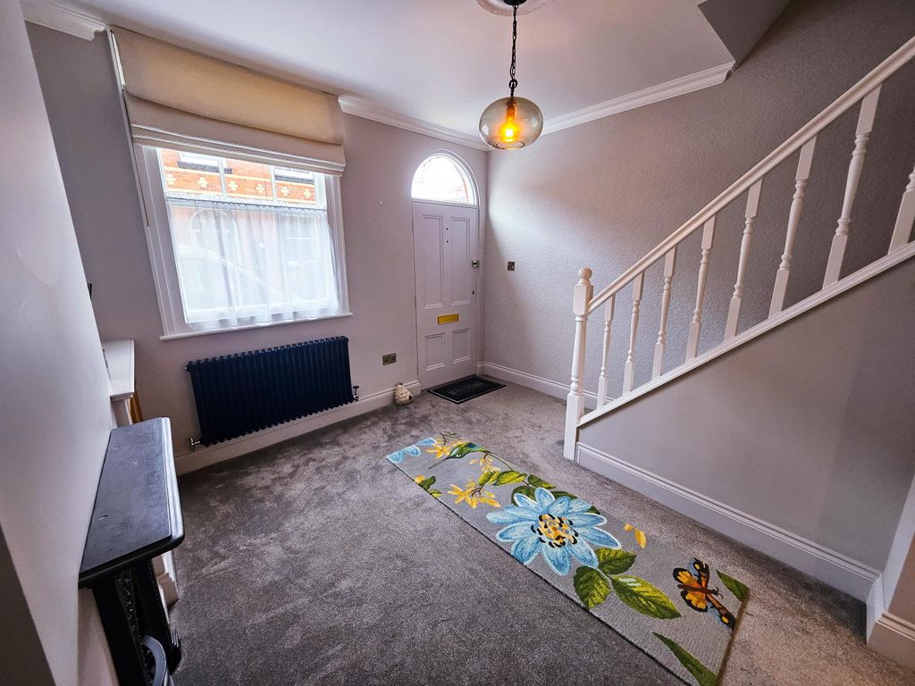 Property photo 3 of 31 Image