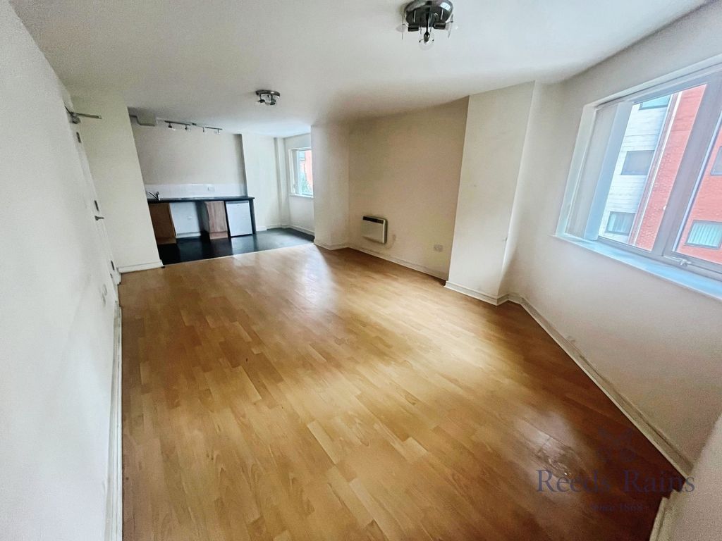 Property photo 2 of 7 Picture No. 13