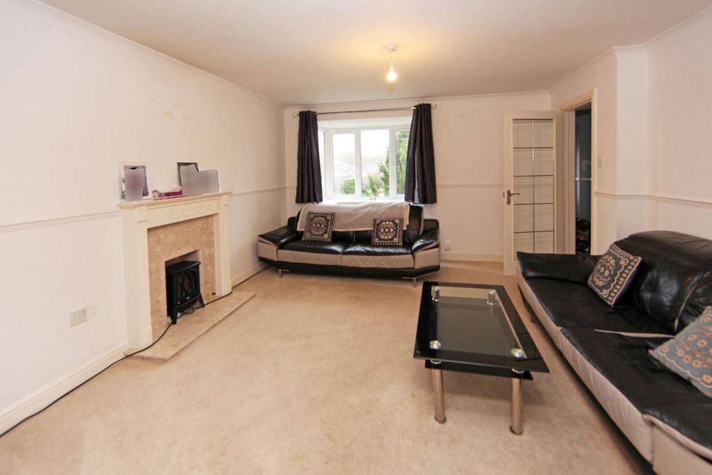 Property photo 3 of 14 Photo 10