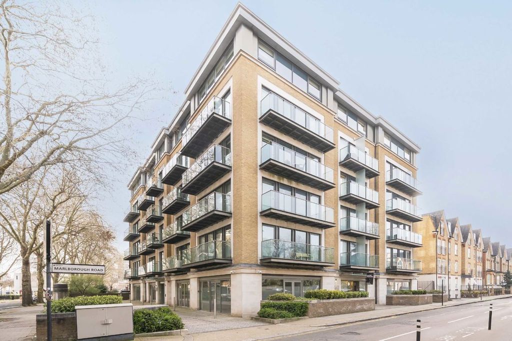 Property photo 1 of 8