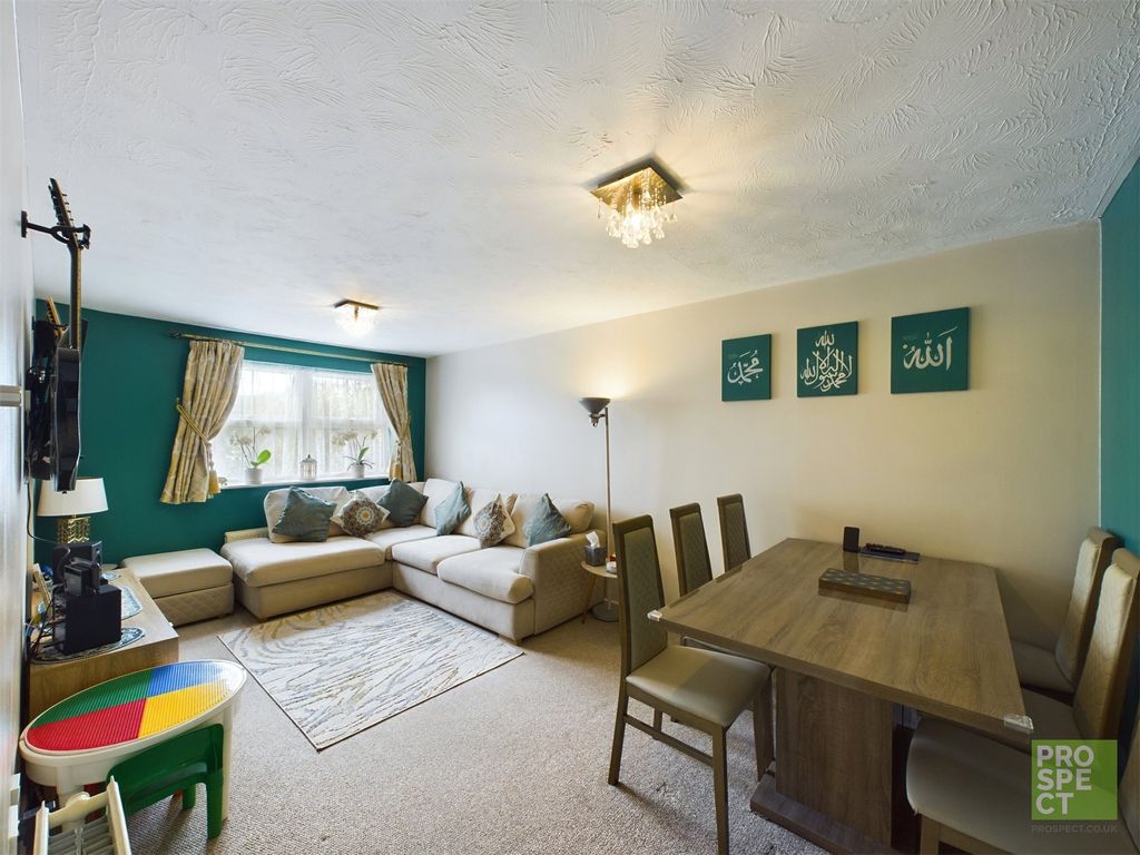 Property photo 2 of 14 Picture No. 10