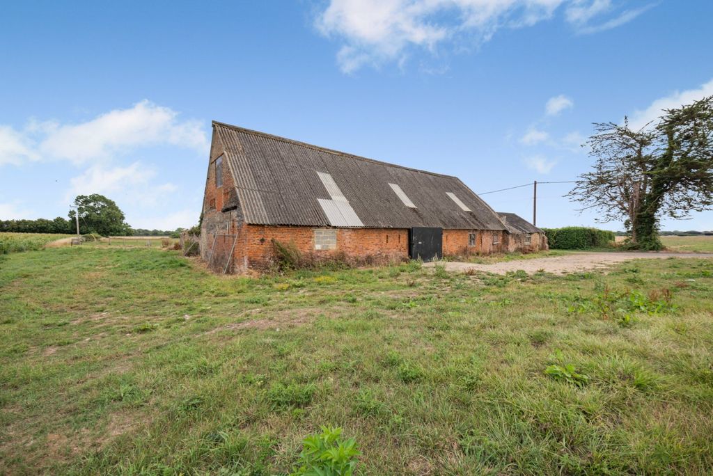 Property photo 2 of 17 Picture No. 02