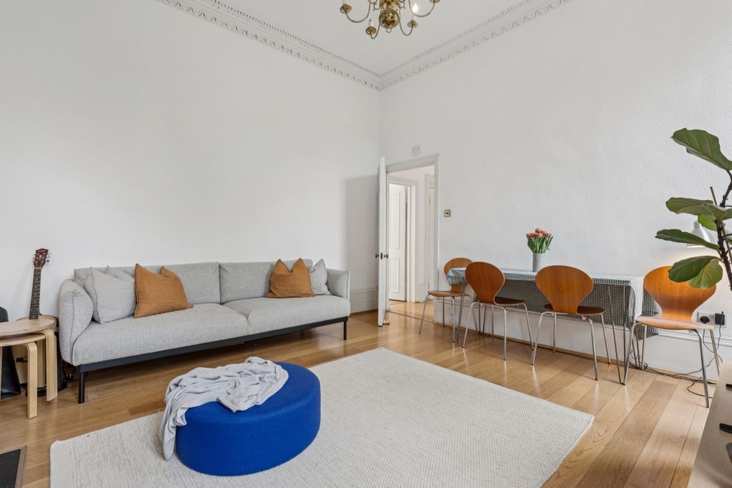 Property photo 3 of 16 15