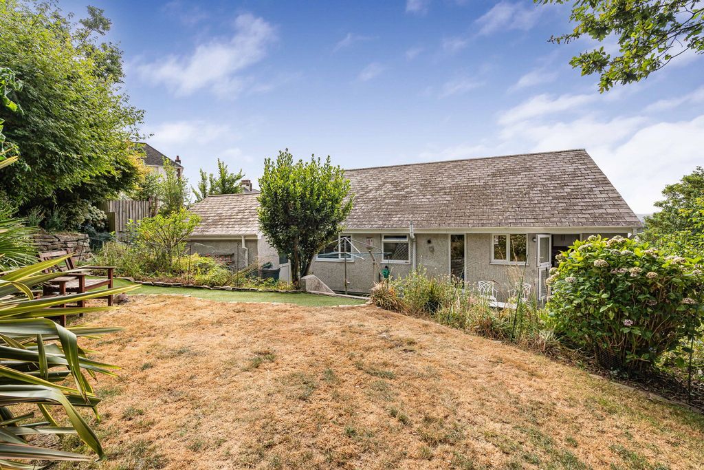Property photo 1 of 26