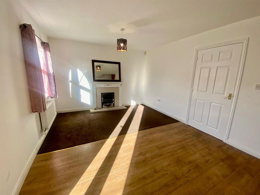 Property photo 2 of 11 Img-20251024-Wa0001.Jpg