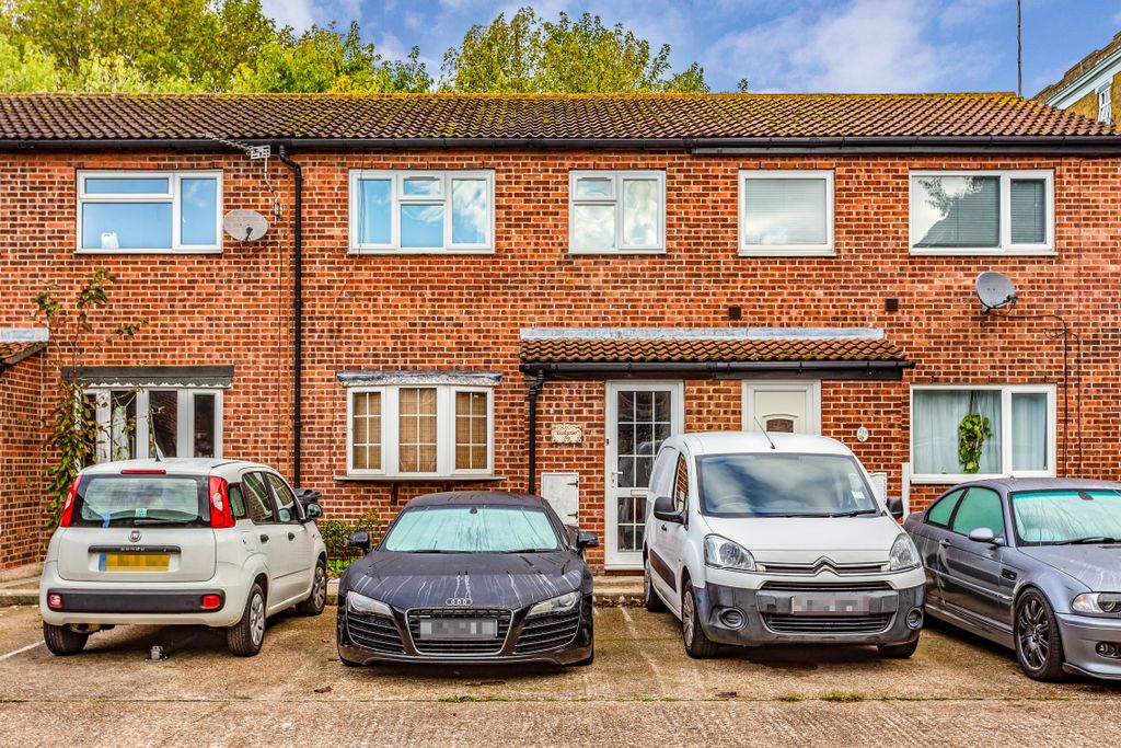 Property photo 1 of 12 External