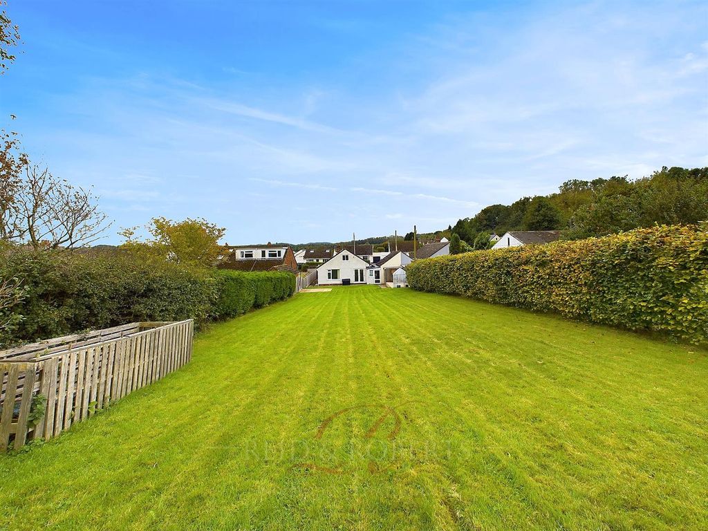 Property photo 2 of 34 Cam03999G0-Pr0026-Still030.Jpg