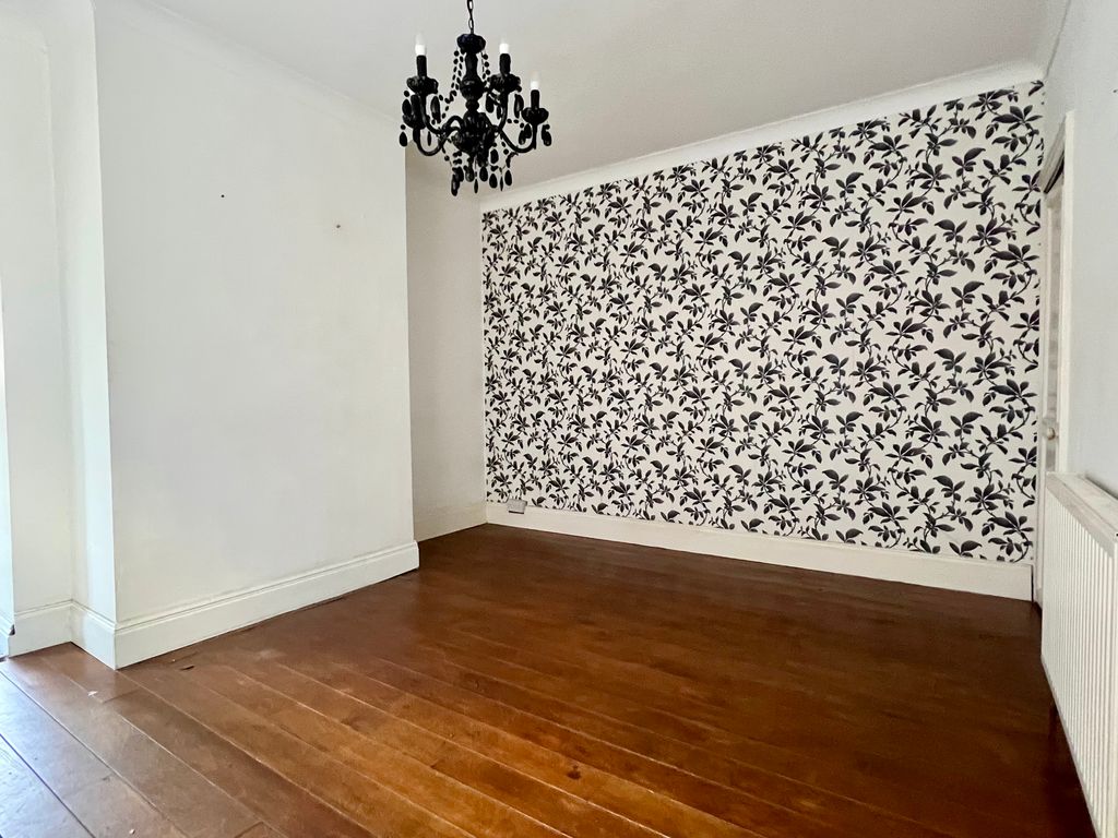 Property photo 3 of 10 Img_7531