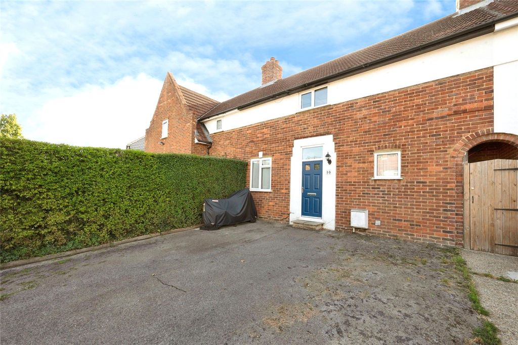 Property photo 1 of 13 Front