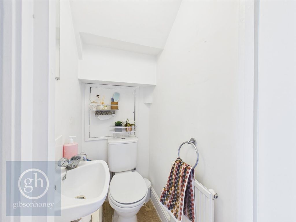 Property photo 3 of 6 Cam05080G0-Pr0412-Still007.Jpg