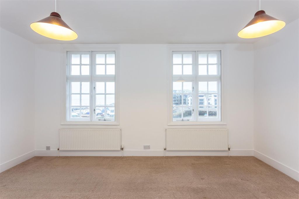 Property photo 3 of 13 Living Room1.Jpg