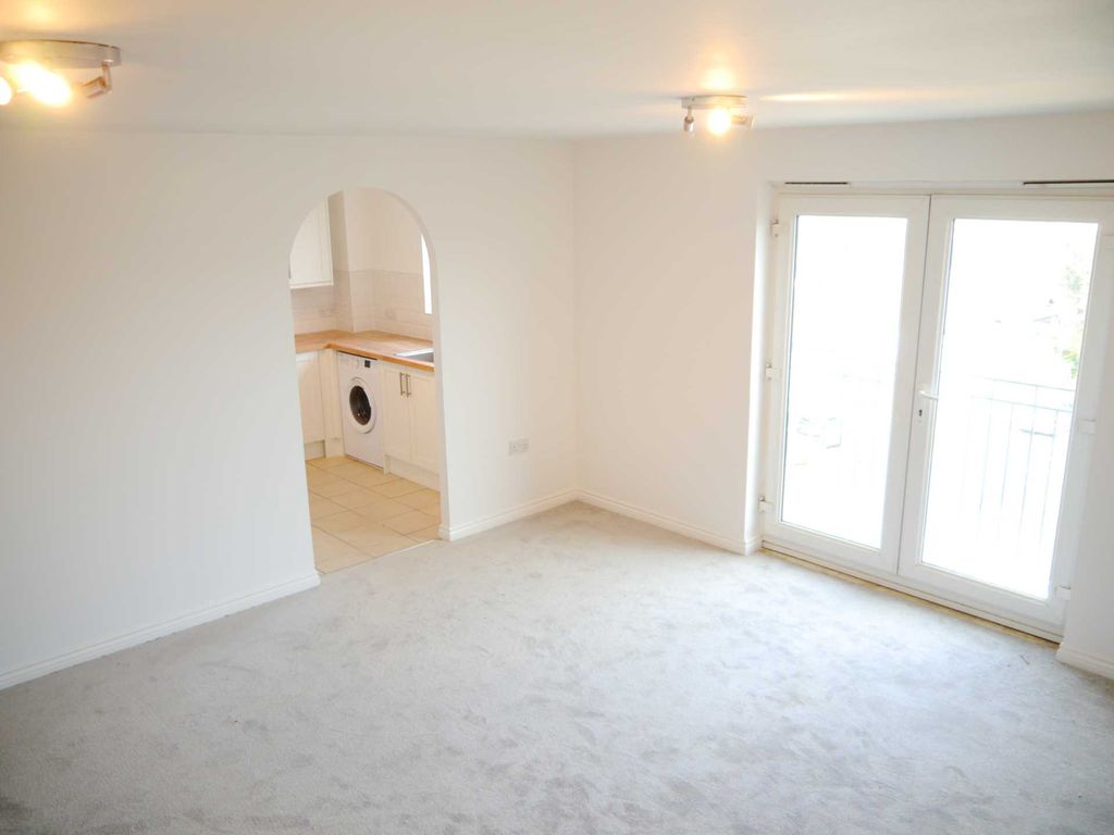 Property photo 3 of 13