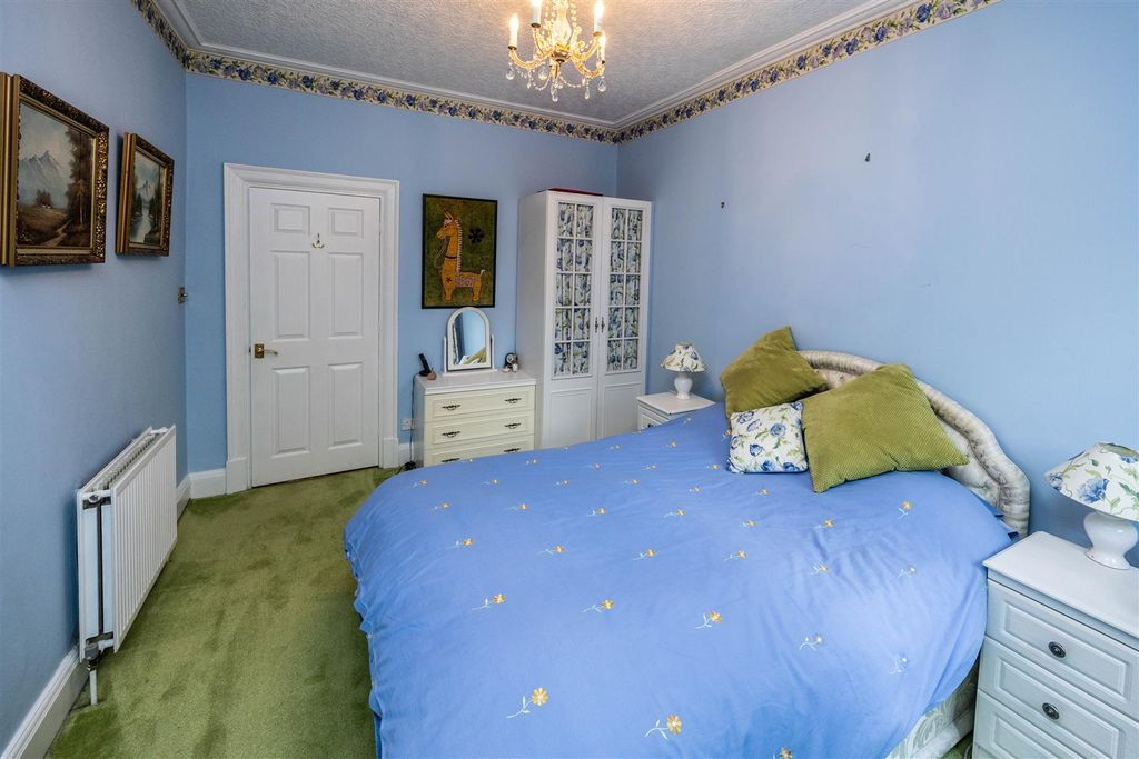 Additional image 42 of 4 bed property for saleWoodside Road, Huddersfield HD4