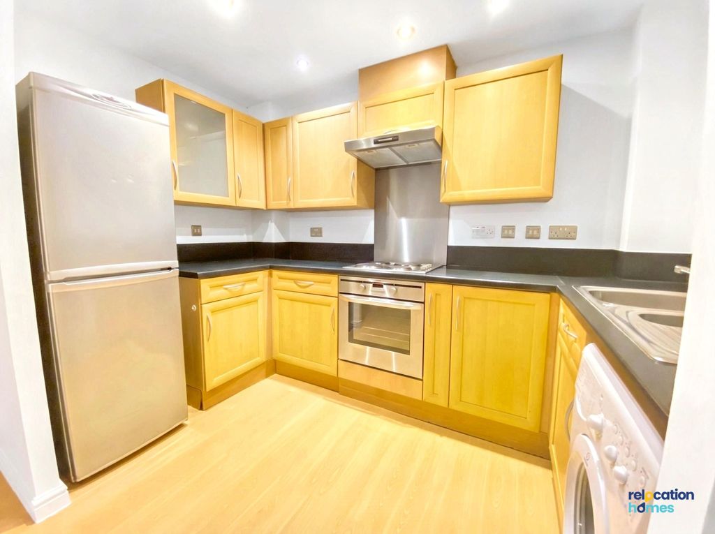 Property photo 2 of 6