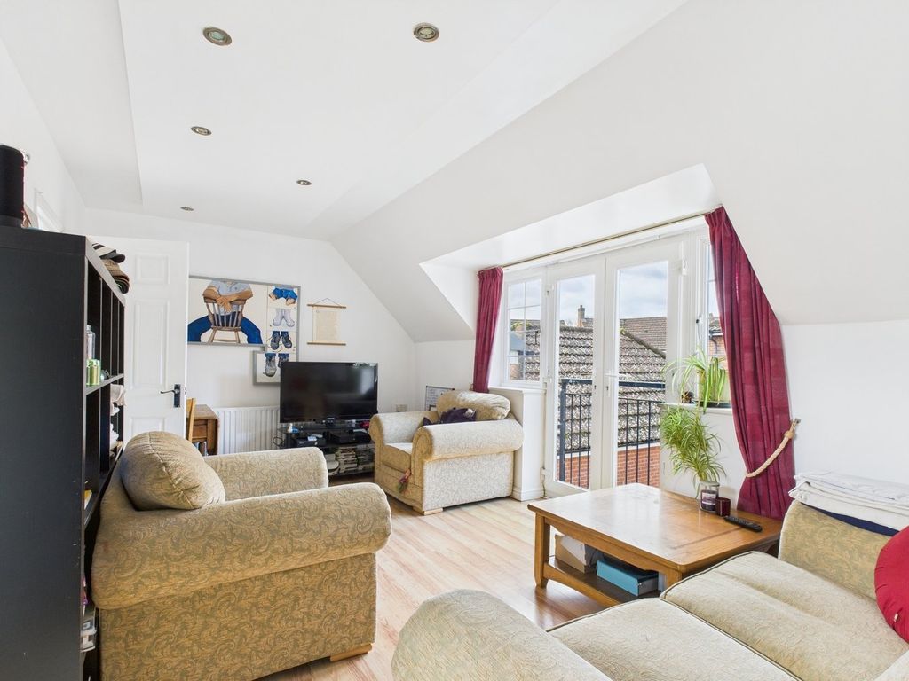 Property photo 3 of 13