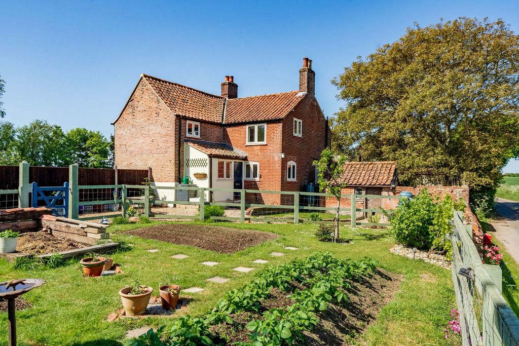 Property photo 1 of 26