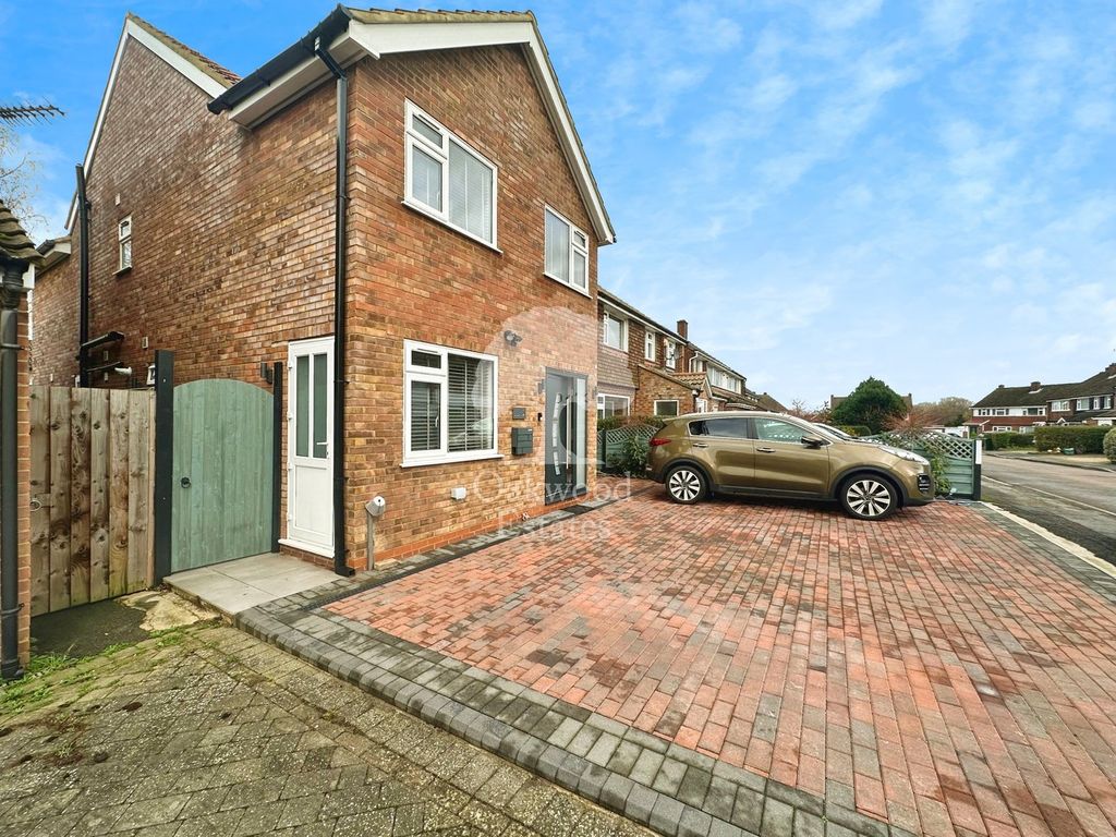 Property photo 1 of 5 External