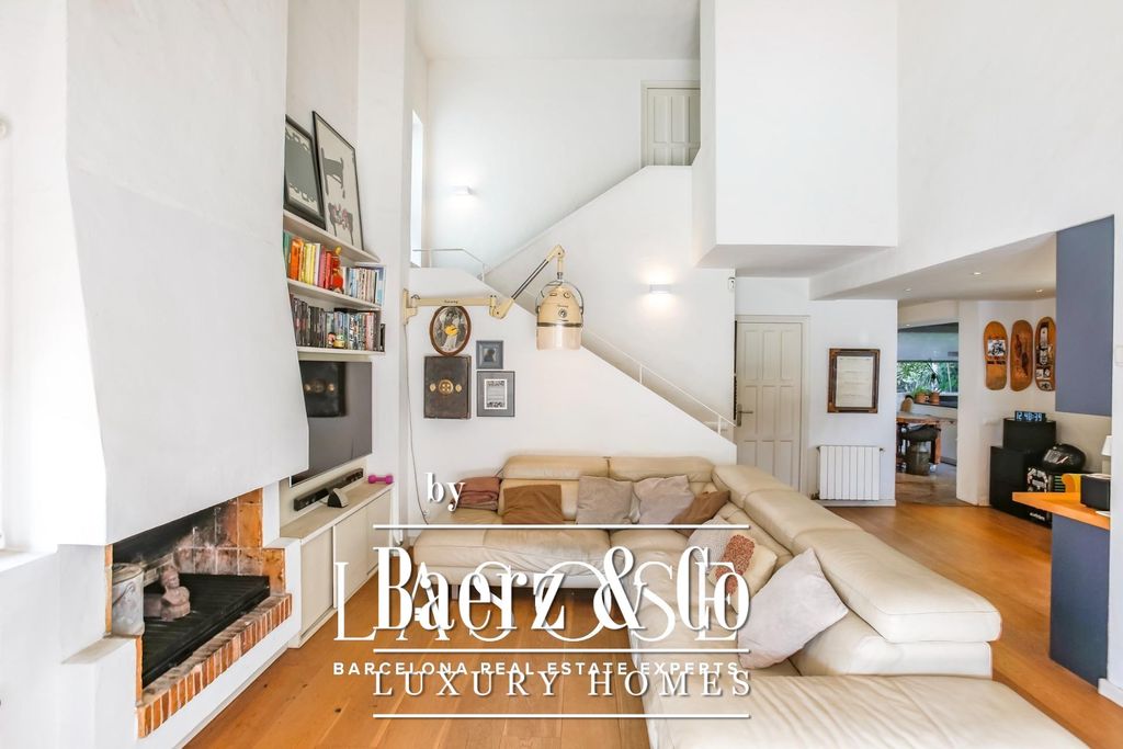 Property photo 1 of 36