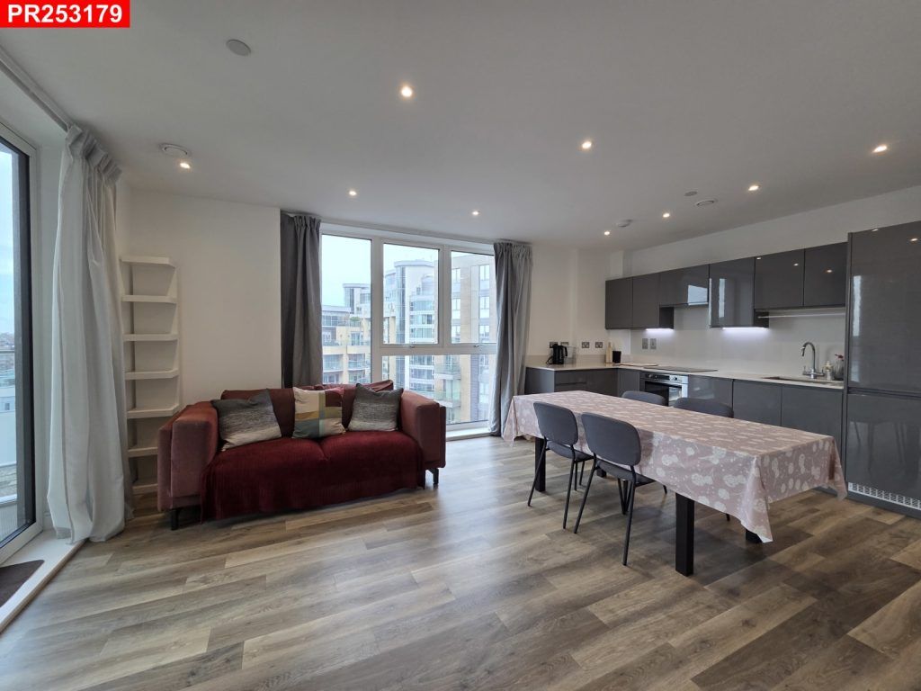 Property photo 2 of 13