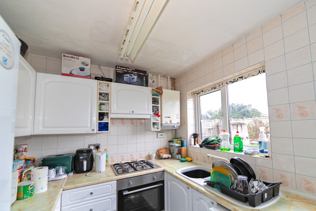 Property photo 3 of 14 _Mg_8328 Kitchen