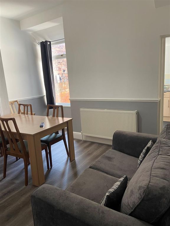 Property photo 2 of 6 Living Room 1.1.Jpg