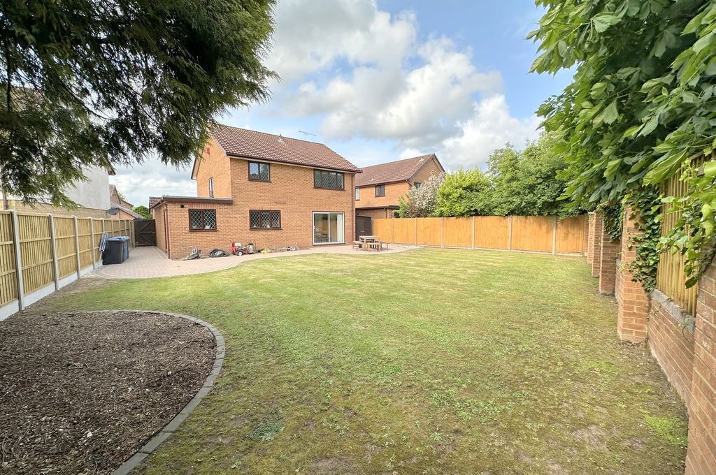 Property photo 3 of 19