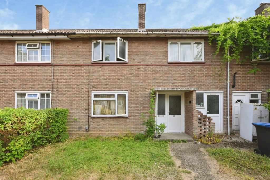Property photo 1 of 11