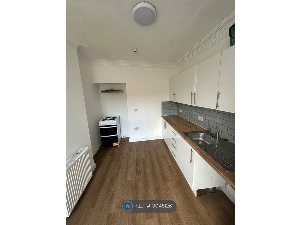 Property photo 1 of 3