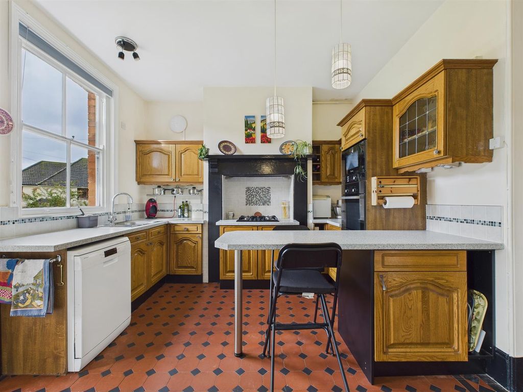 Additional image 11 of 5 bed detached house for saleMadresfield Road, Malvern WR14
