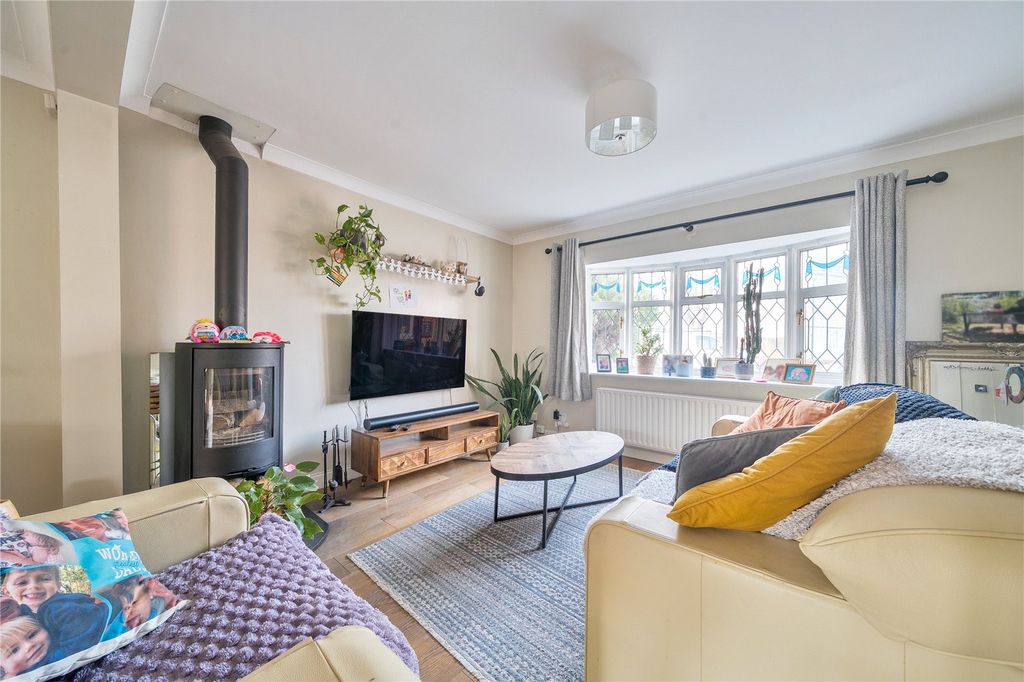 Property photo 2 of 24 Picture No. 18