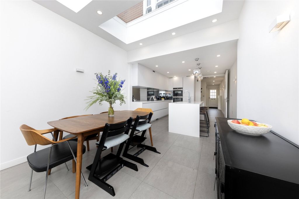 Property photo 3 of 16 Open Plan Living