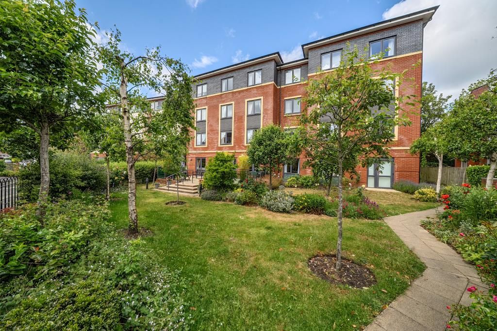 Property photo 1 of 27 External View