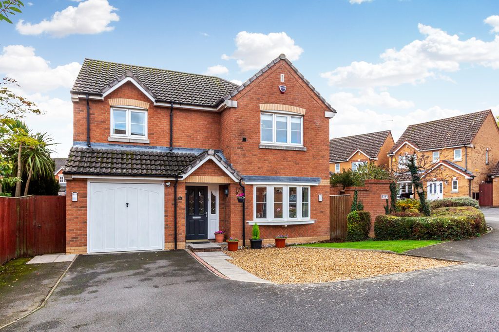 Property photo 1 of 15 Front