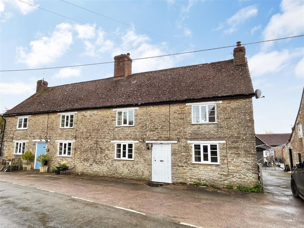 Property photo 1 of 14 Characterful Cottage
