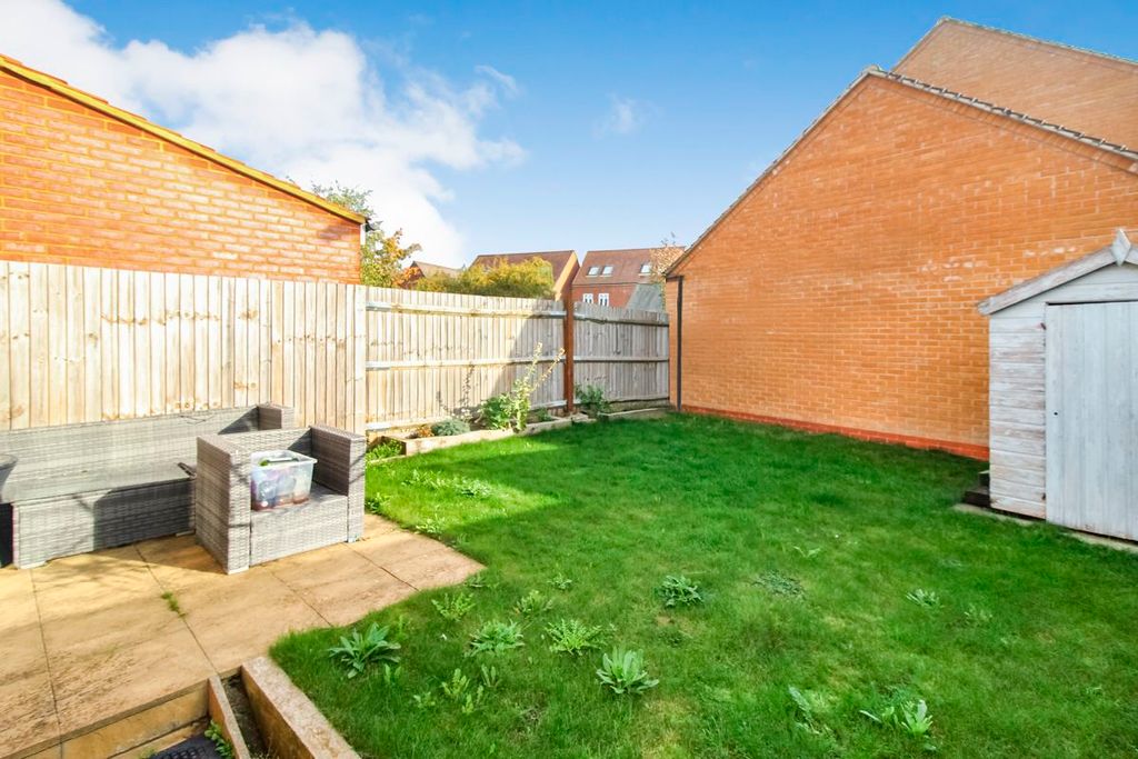 Property photo 2 of 8