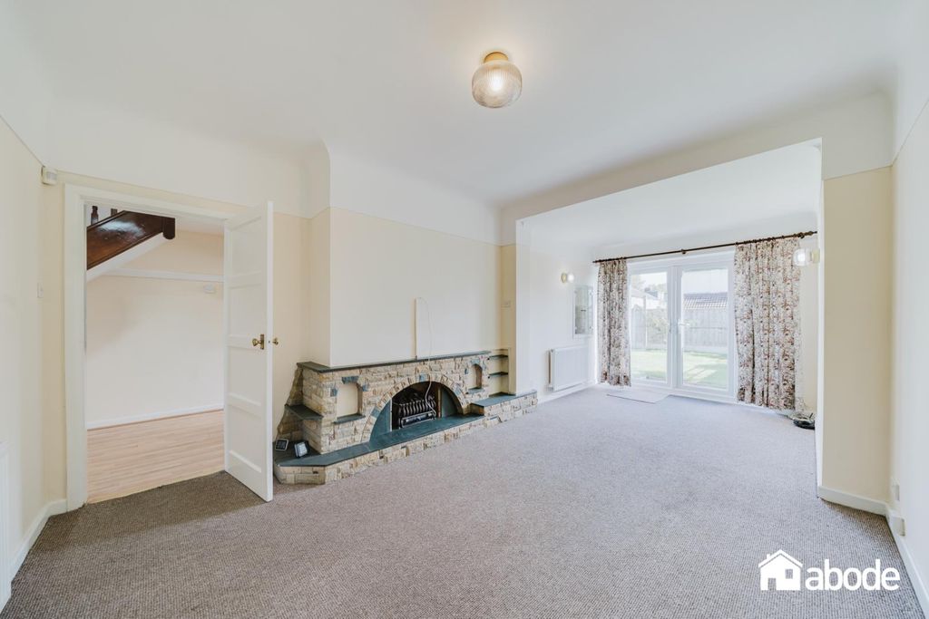 Property photo 2 of 38 Dsc05439-Hdr.Jpg