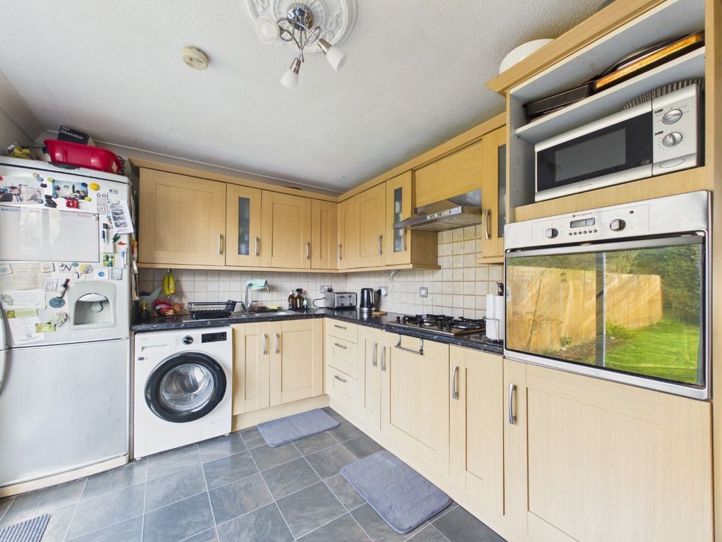 Property photo 3 of 10 3925076