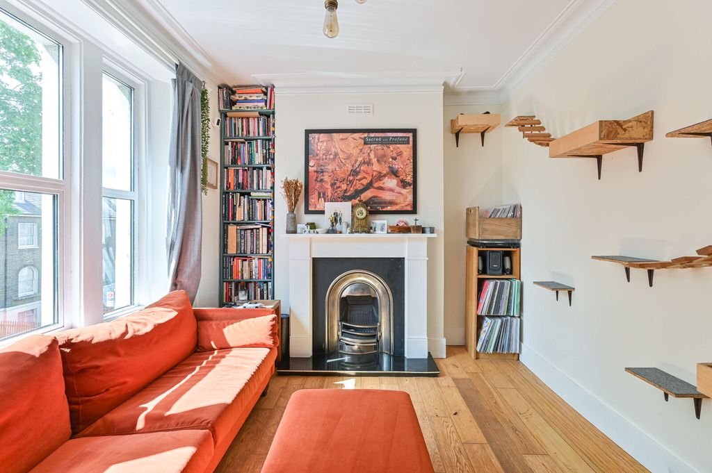 Property photo 1 of 7