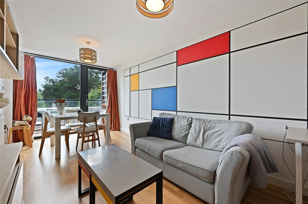 Property photo 1 of 9 Picture No. 07