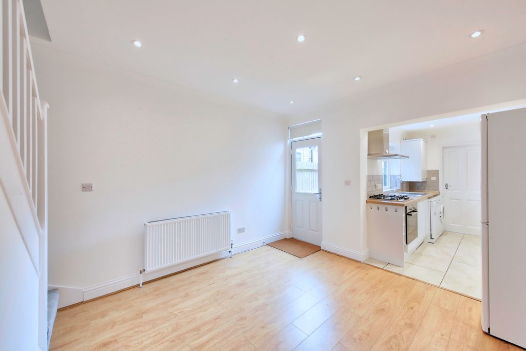 Property photo 3 of 11 Picture No. 05