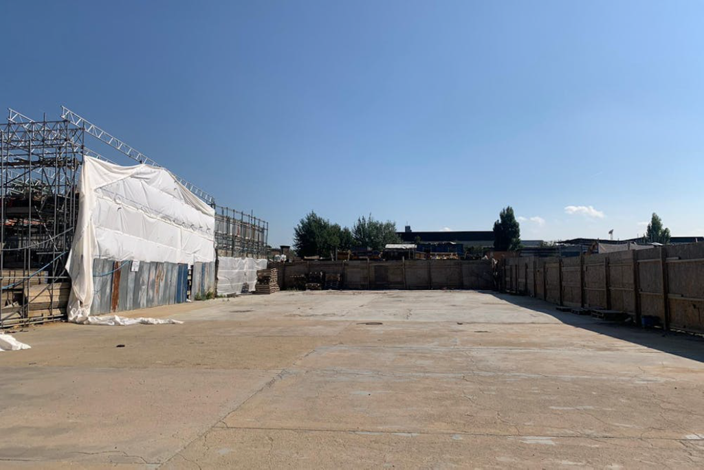 Property photo 2 of 17