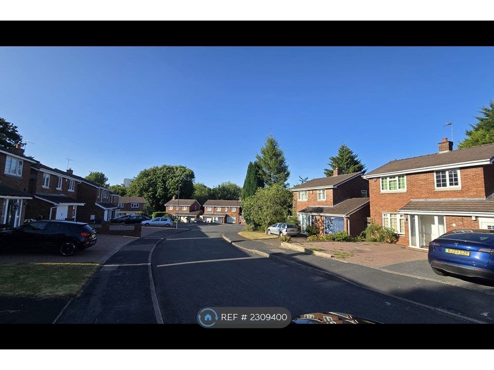 Property photo 2 of 27
