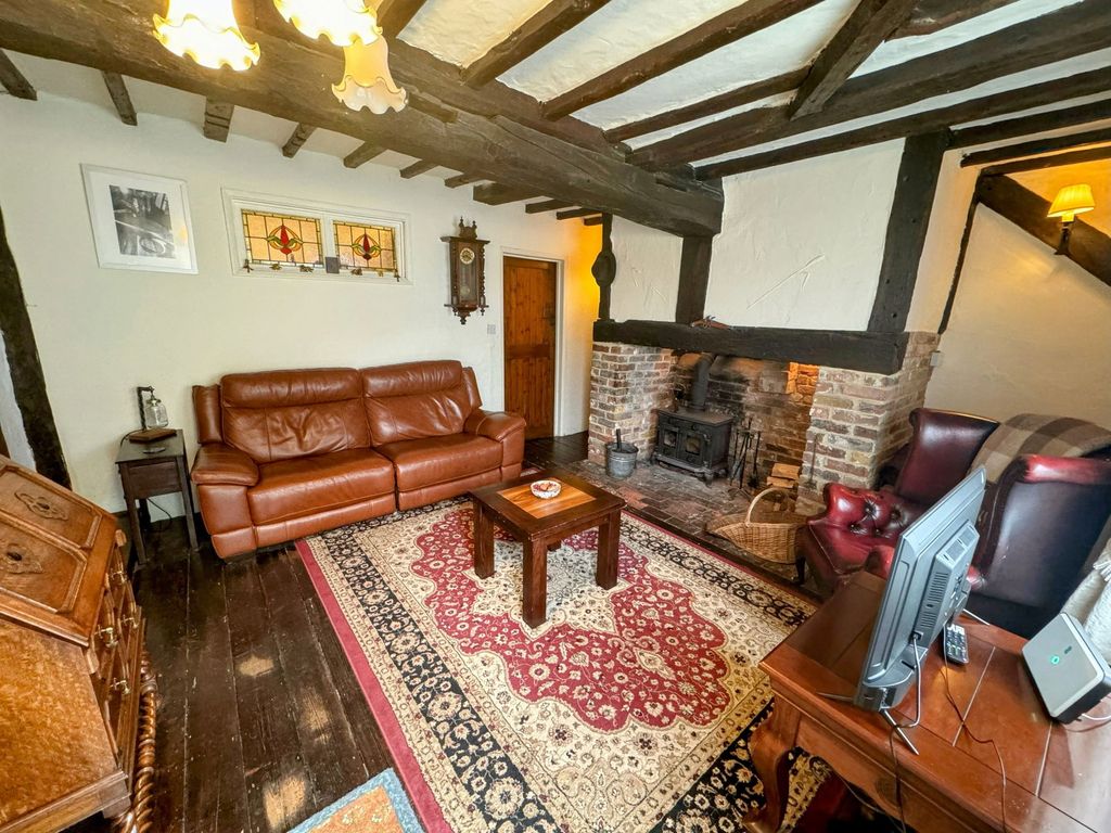 Property photo 3 of 37