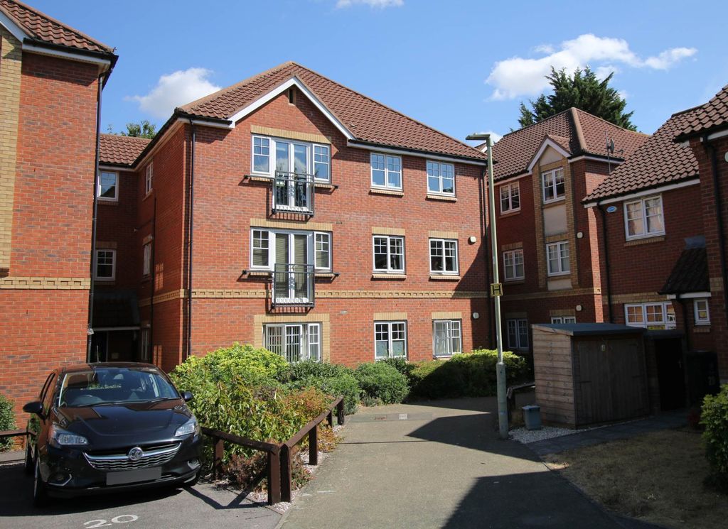 Property photo 2 of 12