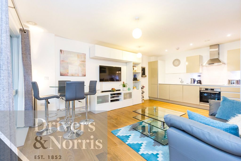 Property photo 1 of 10 Picture No. 18