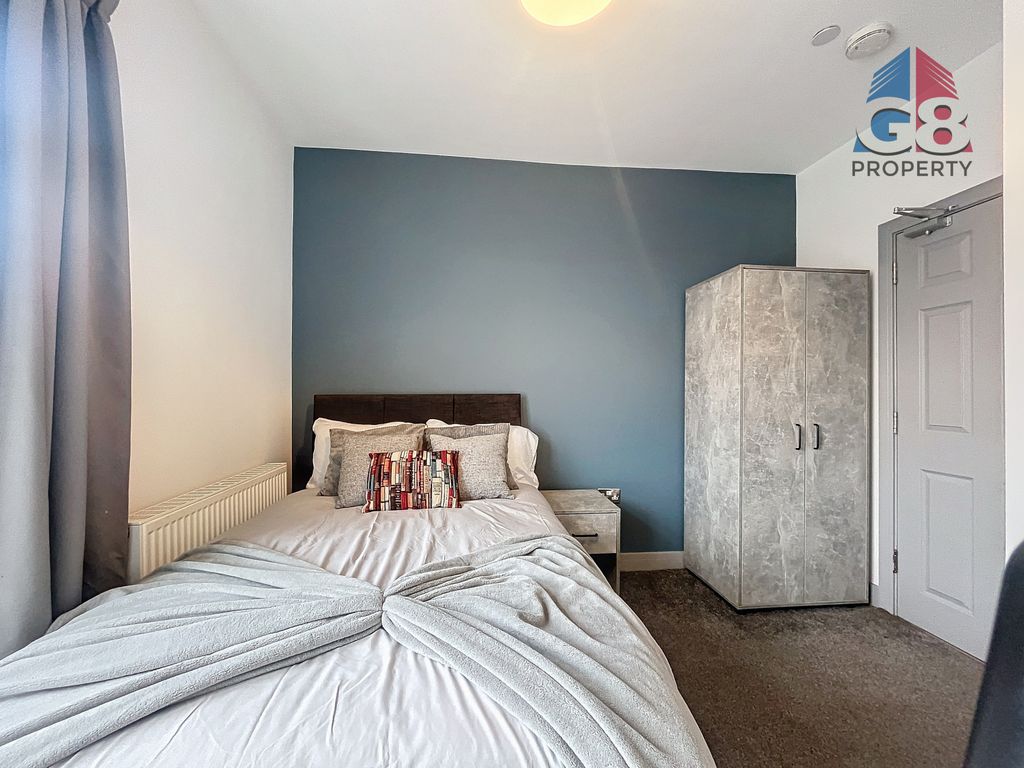 Property photo 2 of 6 Gallery