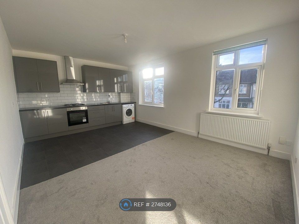 Property photo 2 of 13 Kitchen