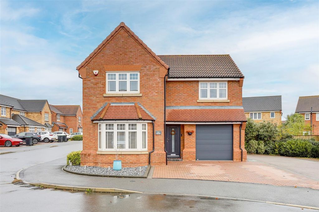 Property photo 1 of 33